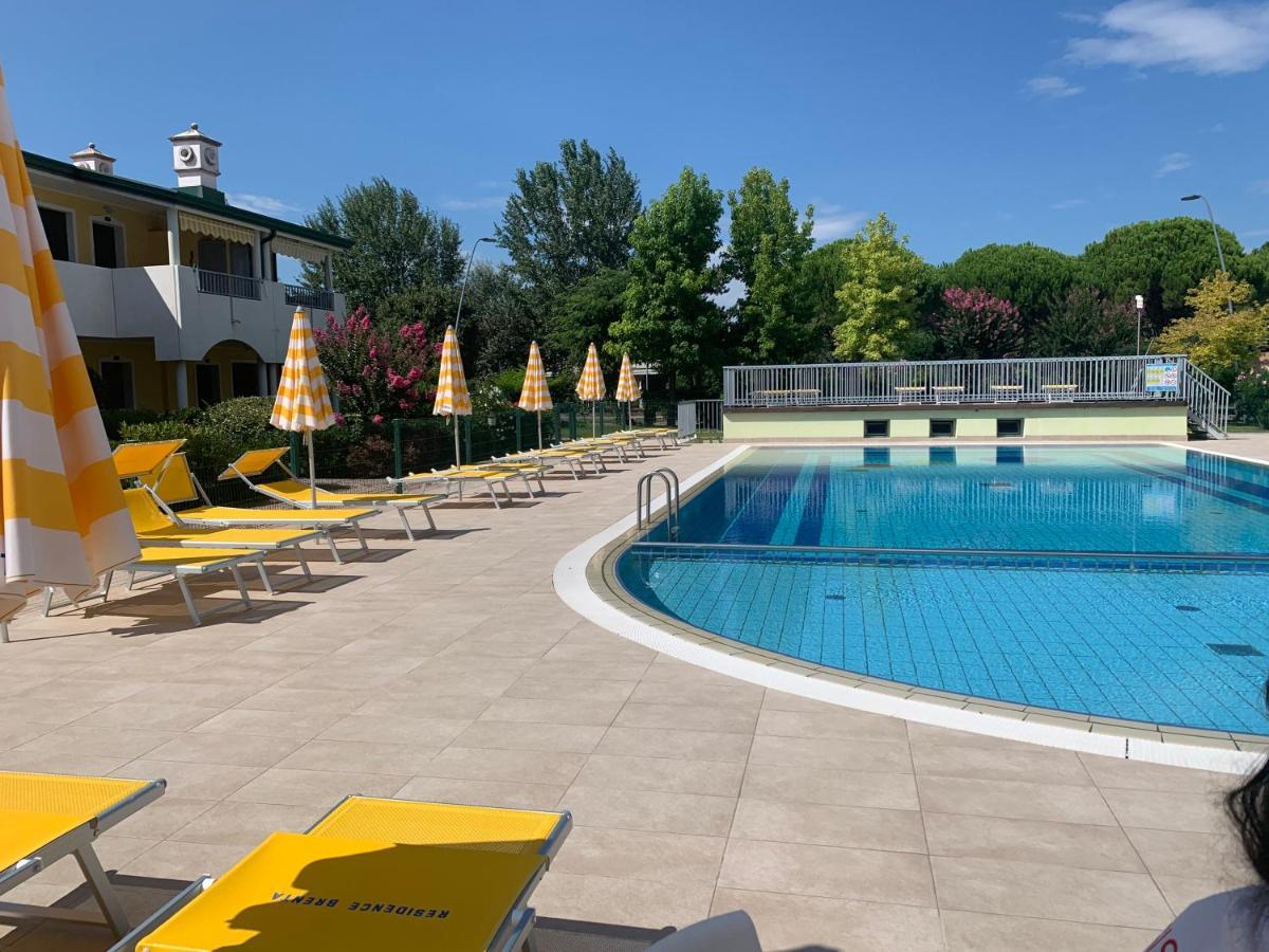 Appartamento Jody Bibione, Poolside With Garden